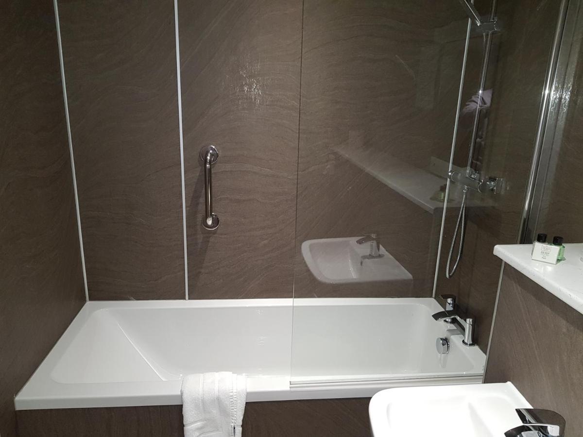 Dunmuir Hotel Дънбар Екстериор снимка
