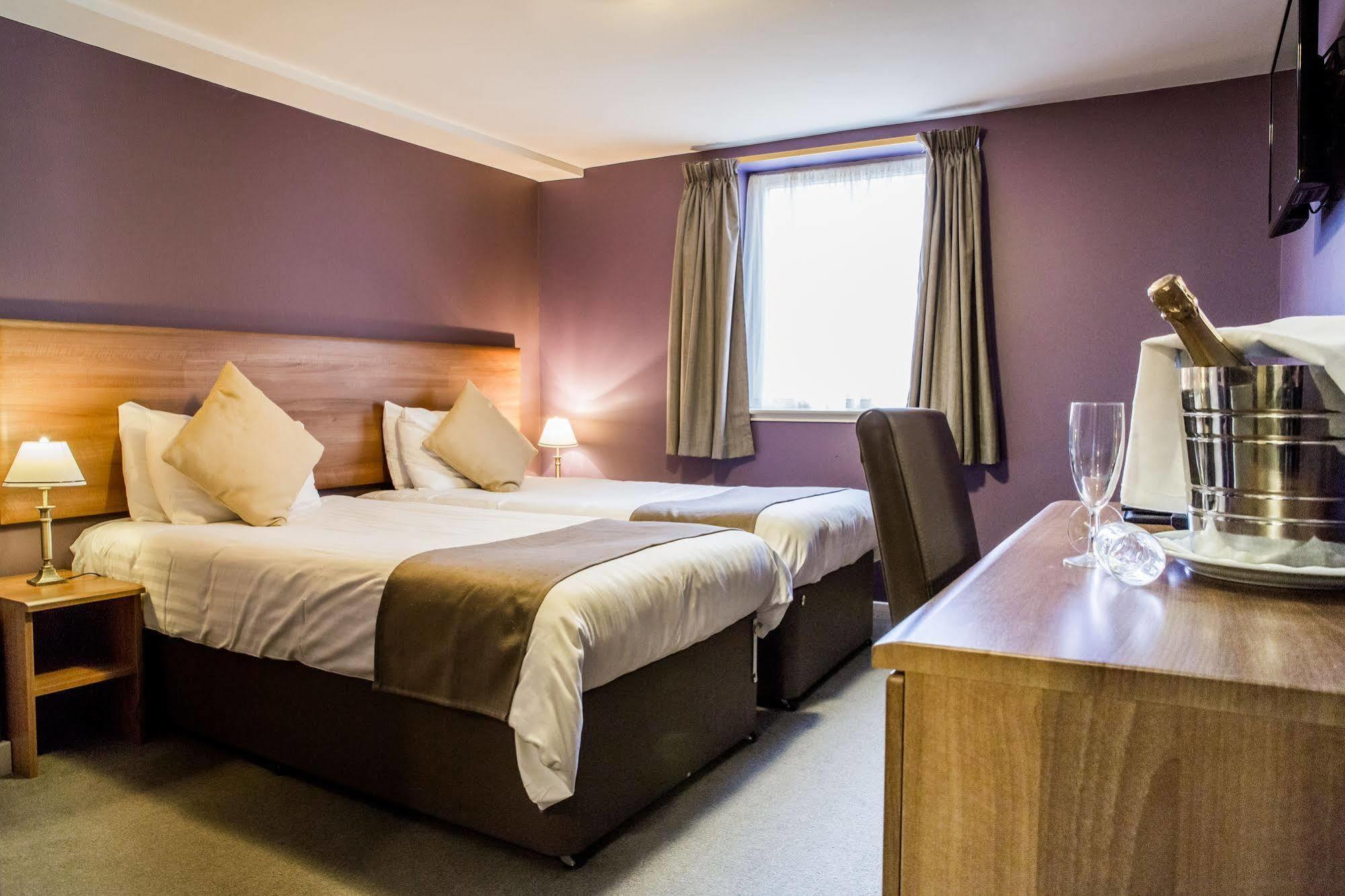 Dunmuir Hotel Дънбар Екстериор снимка